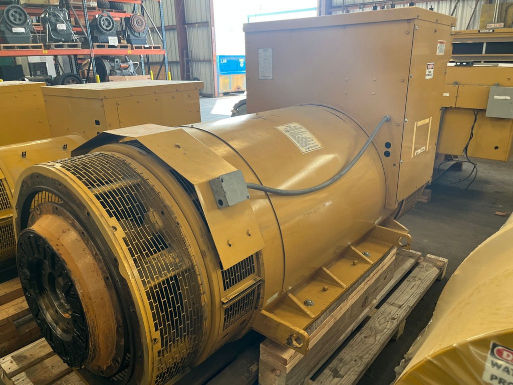 CAT-SR4B-2000kW-Generator-End-2